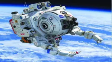 مراقب آلي في الفضاء